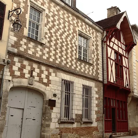 Aparthotel Saint Georges 5*